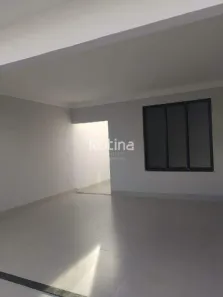 Casa com 3 Quartos à venda, 127m² no Laranjeiras, Uberlândia