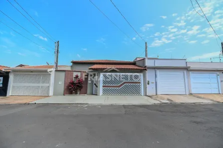 Casa com 3 Quartos para alugar, 272m² no Castelinho, Piracicaba