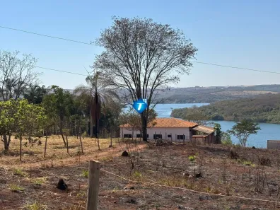 Fazenda/Sítio com 4 Quartos à venda, 400m² no Conjunto Alvorada, Uberlândia