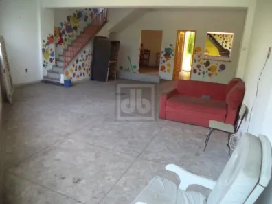 Prédio Comercial à venda, 240m² no Vila Isabel, Rio de Janeiro