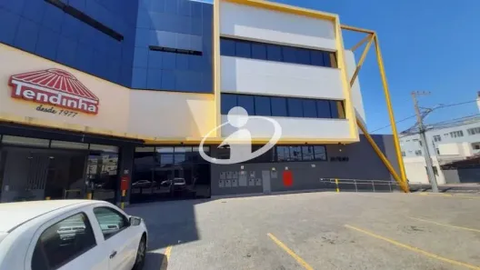 Sala Comercial para alugar, 600m² no Nossa Senhora Aparecida, Uberlândia