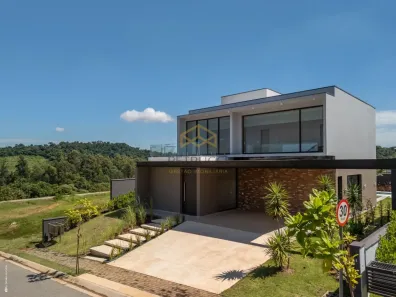 Sobrado com 3 Quartos à venda, 300m² no Santa Cândida, Vinhedo