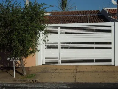 Casa com 3 Quartos à venda, 214m² no Jardim das Estações (Vila Xavier), Araraquara