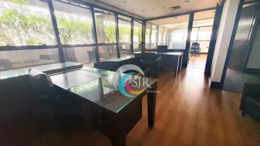 Sala Comercial à venda, 225m² no Vila Olímpia, São Paulo