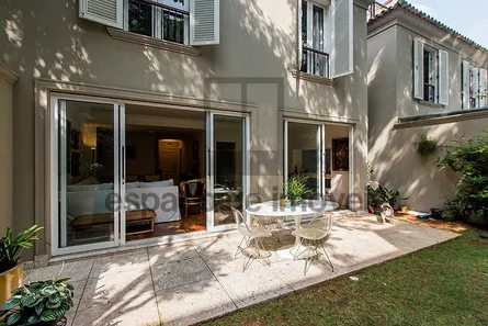 Casa de Condomínio com 3 Quartos à venda, 275m² no Real Parque, São Paulo