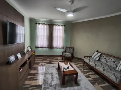 Casa com 3 Quartos à venda, 190m² no Parque Residencial Vila União, Campinas