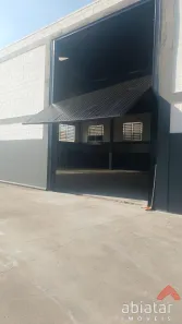 Galpão/Depósito/Armazém para alugar, 750m² no Cidade São Francisco, São Paulo