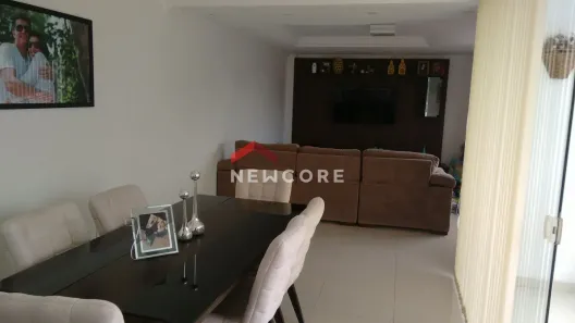 Casa com 3 Quartos à venda, 230m² no Vila Valença, São Vicente