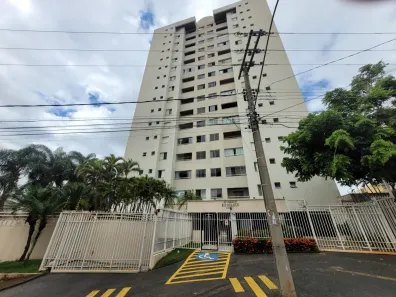 Apartamento com 3 Quartos para alugar, 135m² no Centro, Uberlândia