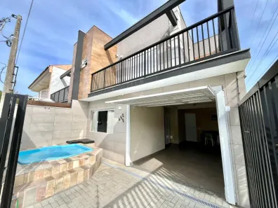 Sobrado com 3 Quartos à venda, 127m² no Guaratuba, Guaratuba