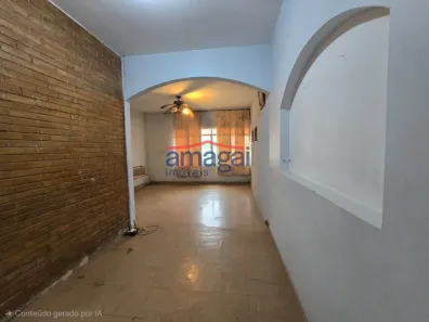 Casa com 2 Quartos para alugar, 166m² no Jardim Jacinto, Jacareí