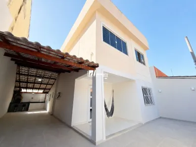 Casa com 4 Quartos à venda, 206m² no Caonze, Nova Iguaçu
