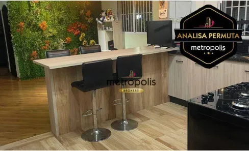 Sobrado com 4 Quartos à venda, 215m² no Jardim Las Vegas, Santo André