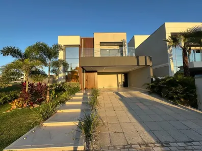 Casa de Condomínio com 3 Quartos à venda, 254m² no Cidade Alpha, Eusébio