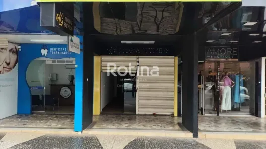 Ponto Comercial para alugar, 110m² no Centro, Uberlândia