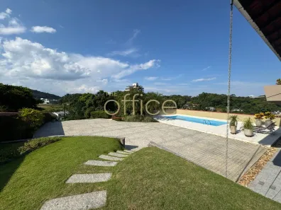 Sobrado com 3 Quartos à venda, 200m² no Anita Garibaldi, Joinville