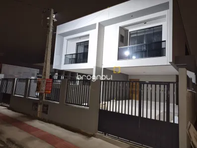 Casa com 3 Quartos à venda, 161m² no Sertão do Maruim, São José