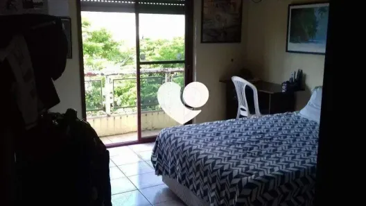 Casa com 4 Quartos à venda, 236m² no Azenha, Porto Alegre