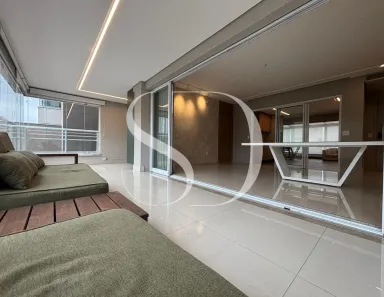 Apartamento com 3 Quartos para alugar, 240m² no Vila Gomes Cardim, São Paulo
