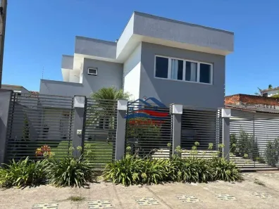 Casa com 4 Quartos à venda, 290m² no Niterói, Canoas