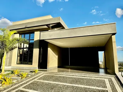 Casa de Condomínio com 3 Quartos à venda, 197m² no Jardins Nápoles, Senador Canedo
