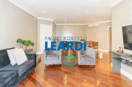 Apartamento com 3 Quartos à venda, 170m² no Vila Nova Conceição, São Paulo