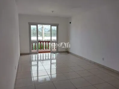 Apartamento com 3 Quartos para alugar, 95m² no Centro, Gravataí