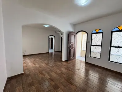 Sobrado com 3 Quartos para alugar, 164m² no Jardim Vergueiro, Sorocaba