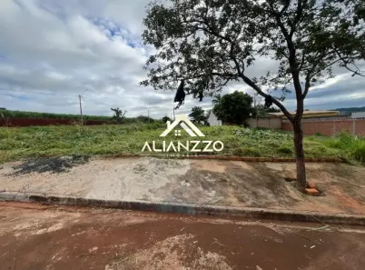 Lote/Terreno à venda, 300m² no Jardinópolis, Jardinópolis
