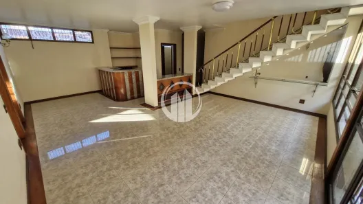 Casa com 4 Quartos à venda, 388m² no Chácara Urbana, Jundiaí