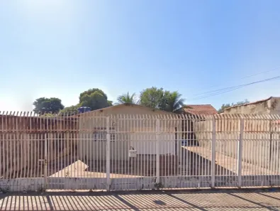 Casa com 2 Quartos à venda, 80m² no Tiradentes, Campo Grande