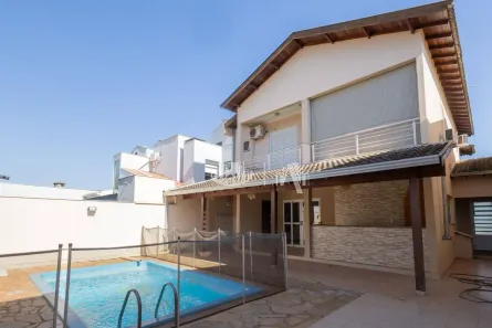 Casa de Condomínio com 3 Quartos à venda, 190m² no Aragarça, Londrina