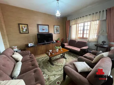 Sobrado com 3 Quartos à venda, 267m² no Vila Oliveira, Mogi das Cruzes