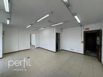Sala Comercial à venda, 74m² no Centro, Joinville