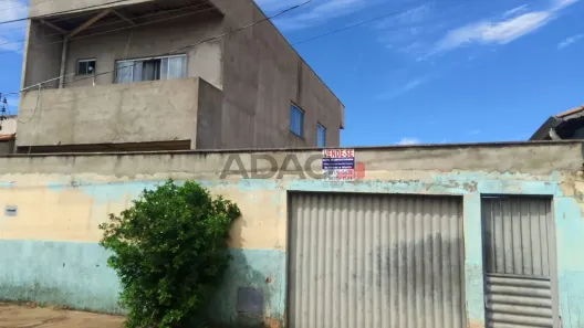 Sobrado com 3 Quartos à venda, 156m² no Setor Morada do Sol, Goiânia