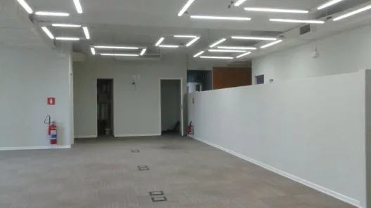 Sala Comercial para venda ou aluguel, 374m² no Cidade Monções, São Paulo