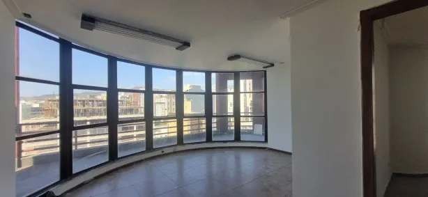 Sala Comercial para alugar, 146m² no Santa Efigênia, Belo Horizonte