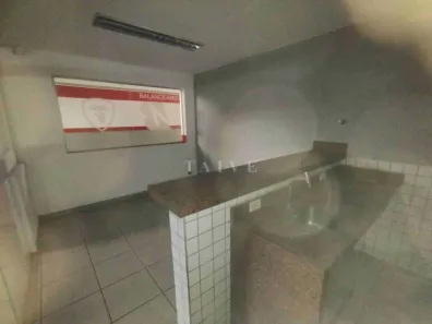 Imóvel Comercial com 1 Quarto para alugar, 750m² no Jardim Shangri-la A, Londrina