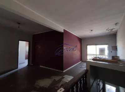 Imóvel Comercial com 3 Quartos para alugar, 200m² no Rio Pequeno, São Paulo