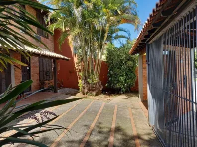 Casa com 4 Quartos à venda, 360m² no Santa Mônica, Florianópolis