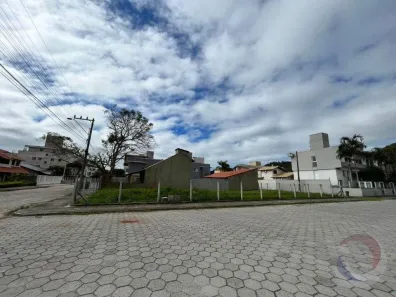 Lote/Terreno à venda, 450m² no Jurerê, Florianópolis