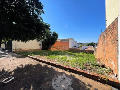 Lote/Terreno à venda, 300m² no Jardim Paris, Presidente Prudente