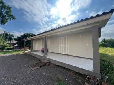 Casa com 2 Quartos para alugar, 100m² no Petrópolis, Novo Hamburgo