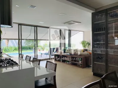 Casa de Condomínio com 4 Quartos à venda, 400m² no Jardim Karaíba, Uberlândia
