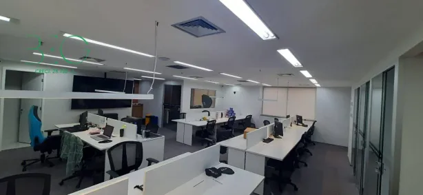 Sala Comercial para alugar, 244m² no Vila Olímpia, São Paulo