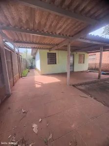 Casa com 1 Quarto à venda, 90m² no Conjunto Habitacional Doutor Arthur Galvão de Mello, Martinópolis
