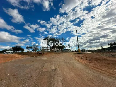 Lote/Terreno para alugar, 2000m² no Jaraguá, Montes Claros