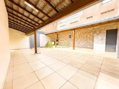 Casa com 3 Quartos à venda, 180m² no Jardim Europa, Uberlândia