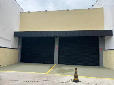 Ponto Comercial para alugar, 200m² no Jardim Guarulhos, Guarulhos