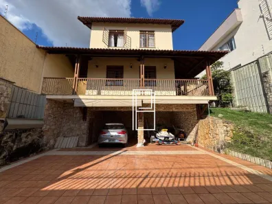 Casa com 5 Quartos à venda, 276m² no Santa Inês, Belo Horizonte